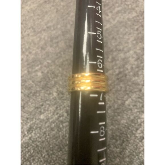 Gold Colored Ring - Picture 2 of 4